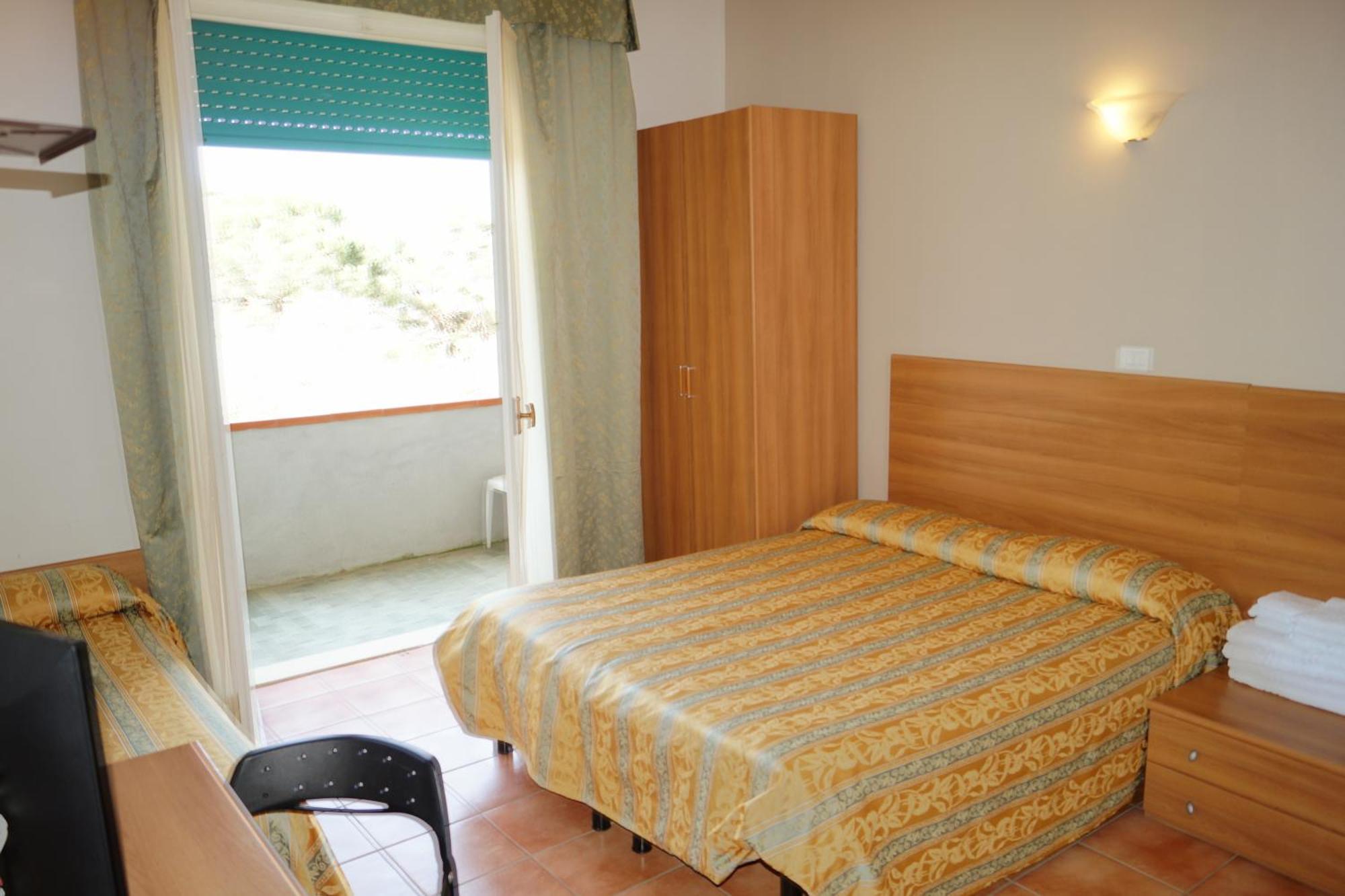 Hotel Zeus Lido Di Classe Room Only Room photo